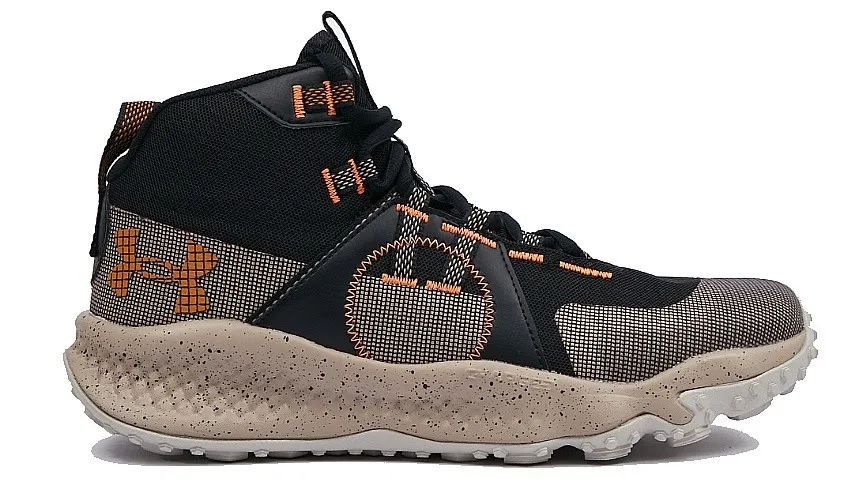 chaussures Under Armour Charged Maven Trek - Black/Sahara/Honey Orange - men´s