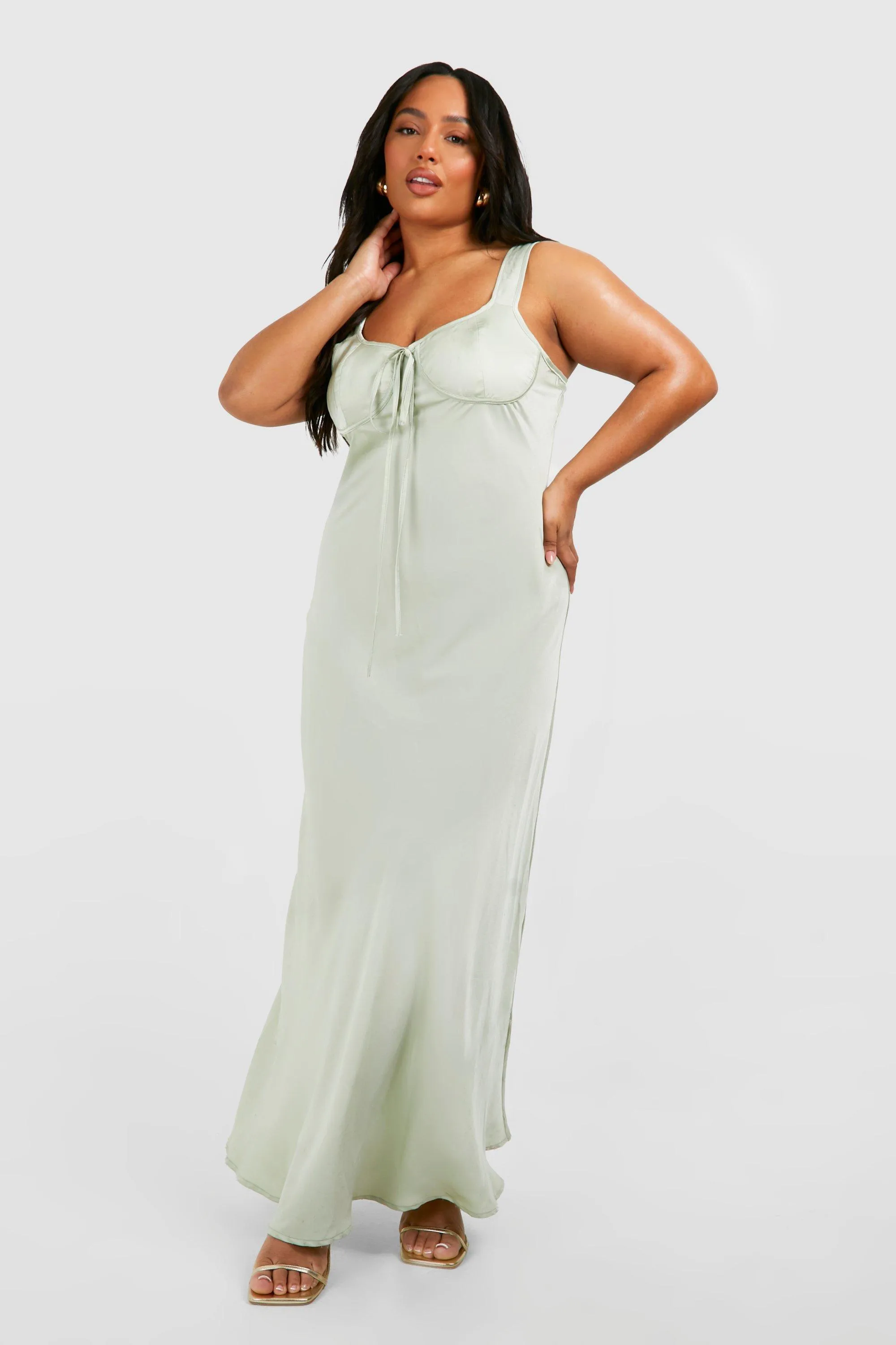 Grande taille - Robe mi-longue satinée
